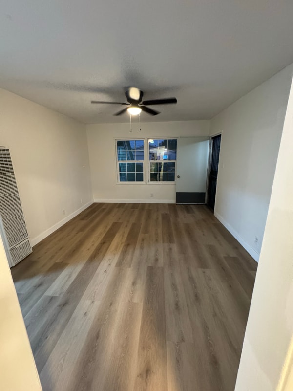 Building Photo - 7112 Hood Ave Unit c Rental