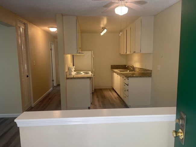 Photo - 1241 Morse Ave Unit 1243 Morse Ave 11