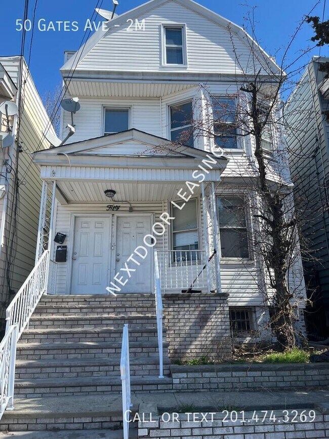 Building Photo - 50 Gates Ave Unit 2M