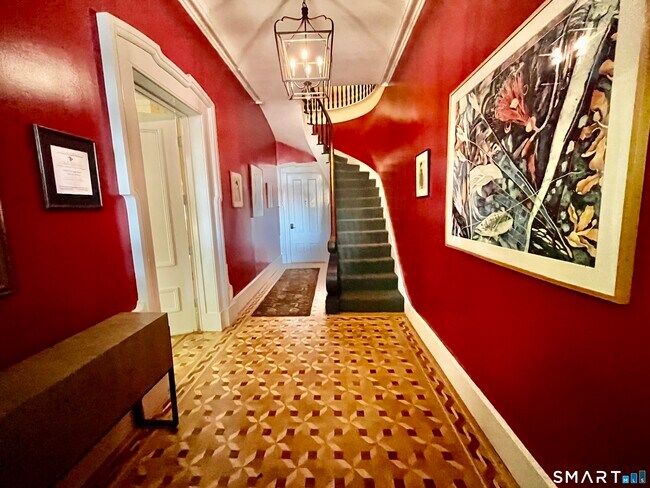 621 Chapel St Unit A