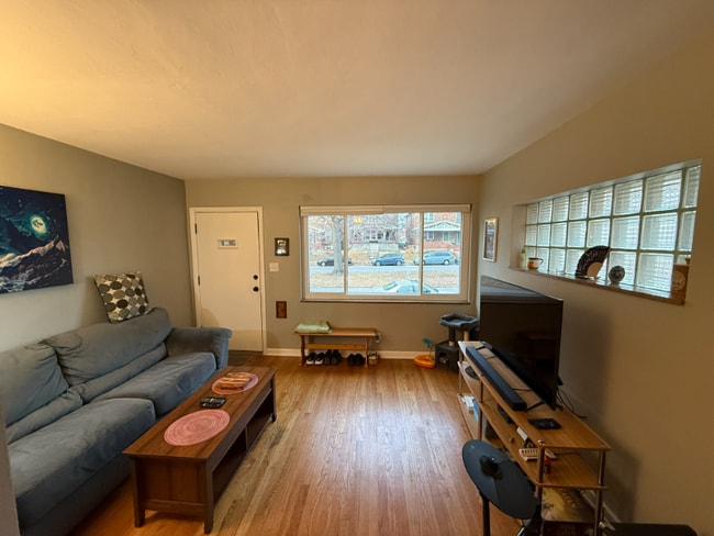 Photo - 4976 Oleatha Ave Unidad 4976