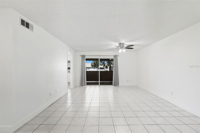 Photo - 6118 Curry Ford Rd Unidad 226