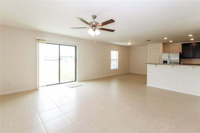 Photo - 2215 Caspian Dr