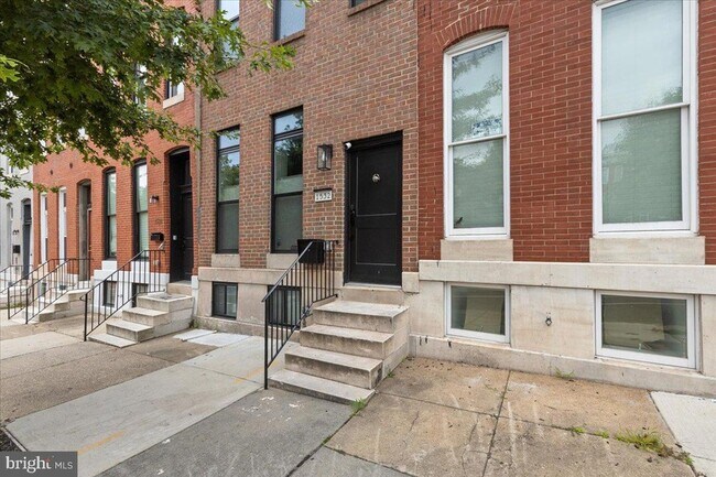 Photo - 1532 N Broadway