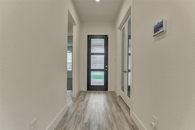 Building Photo - 14343 Red Ldg Trl