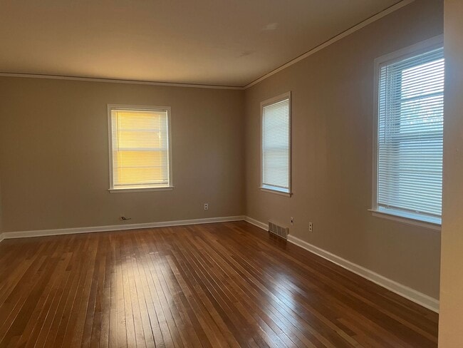 Photo - Mahon-1709 Unit #4