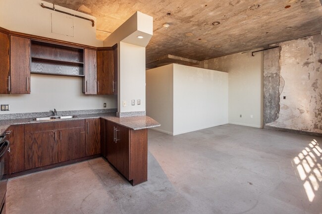 41 Burroughs St Unit 107