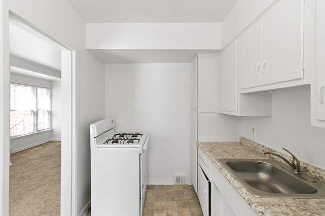 Photo - Pointe Garden Apartments