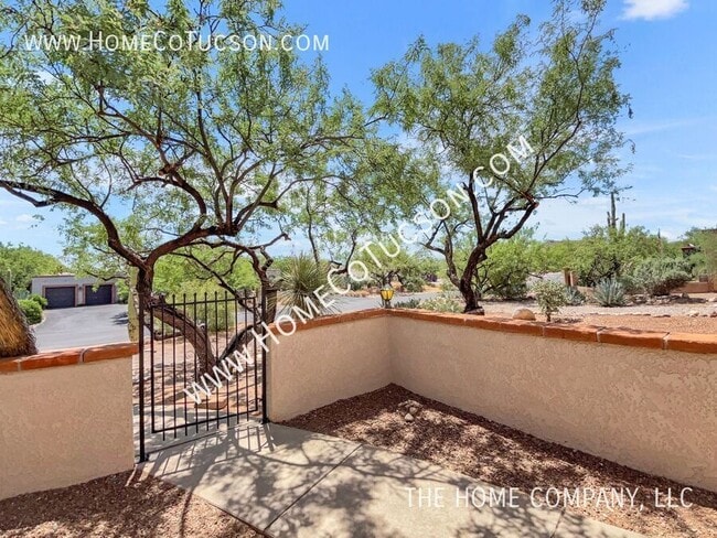Photo - 5243 N Stonehouse Pl