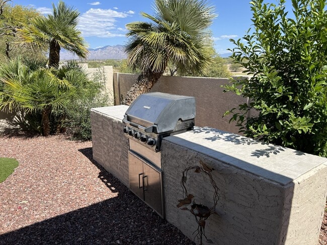 Photo - 9130 N Safflower Ln