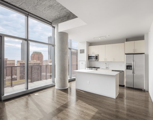 Building Photo - 720 S Clark St Unit 1611