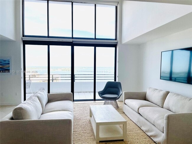 Photo - 151 SE 15th Rd Unidad 2503