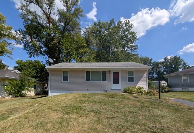 Building Photo - 5932 Brand Ave Rental
