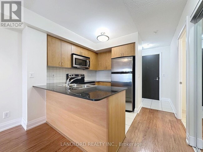 Photo - 1070 Sheppard Ave W Unité 801
