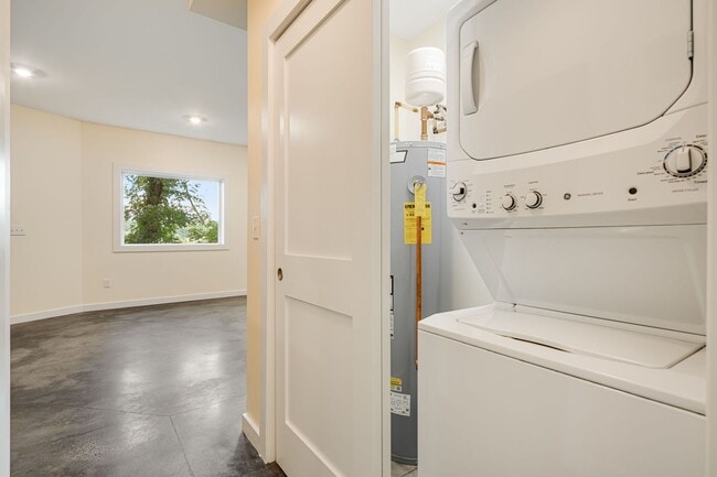 Photo - Logan Avenue Unit B