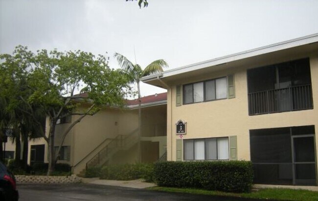 Photo - Pretty, updated 1 bed, 1 bath in Fort Lauderdale