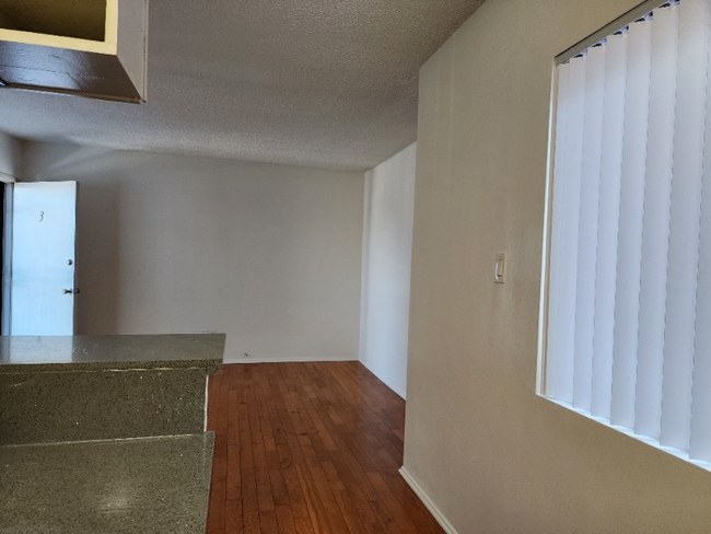 Photo - 24431 Hawthorne Blvd Unit 3