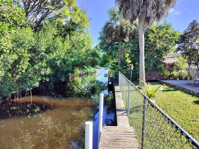 Photo - 77 Cardinal Dr