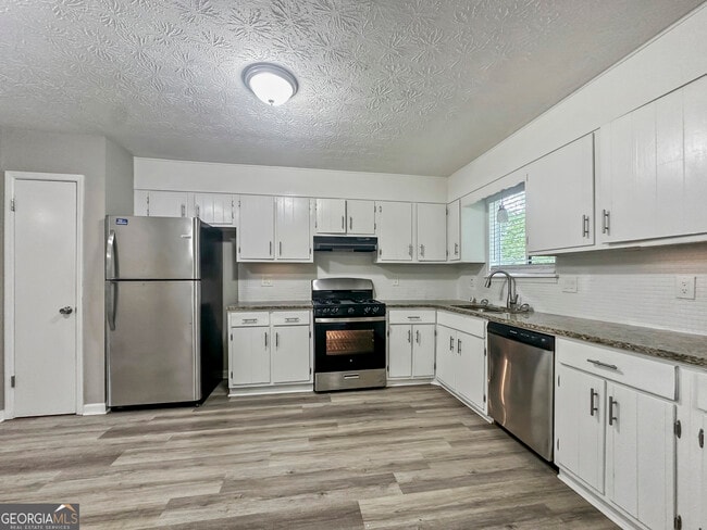 Photo - 323 Park Ridge Ct