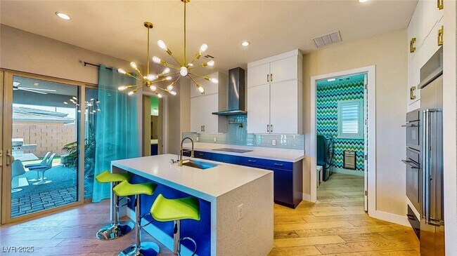 Photo - 6714 Desert Crimson St