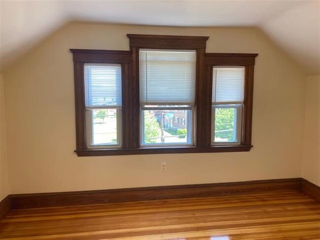 Photo - 136 Broadway Unit 3