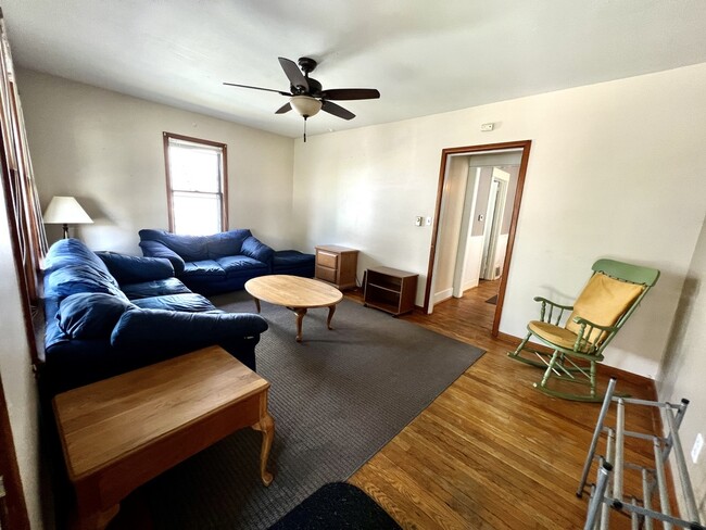 Building Photo - 2220 16th St Unit House