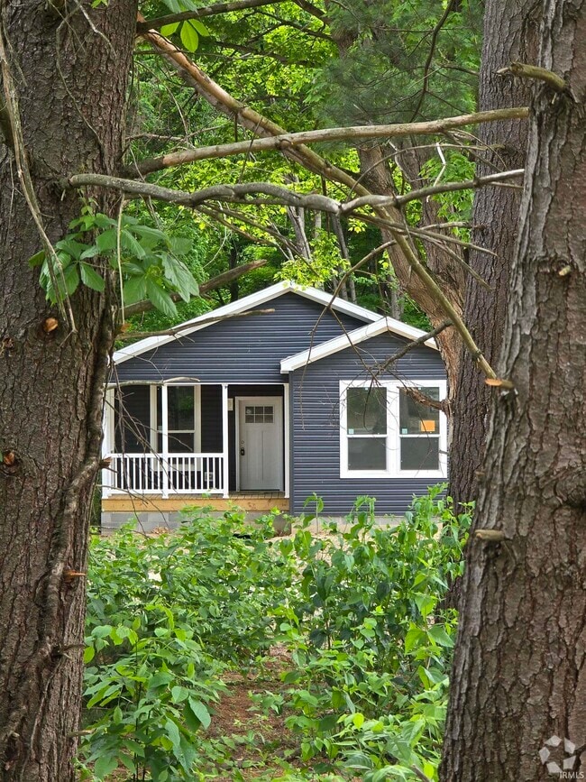 Building Photo - 2403 N Headley Rd Rental