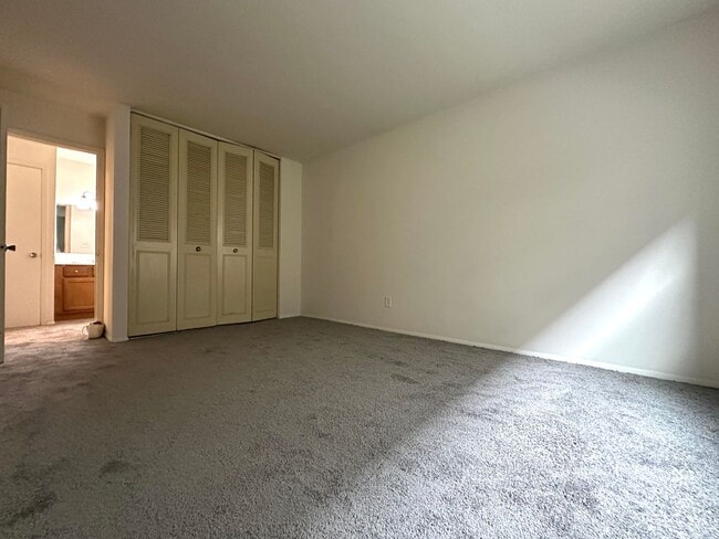 3069 Oakland