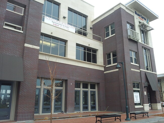 Building Photo - Blue Earth One Bedroom For Lease Unit BLUE EARTH - #315