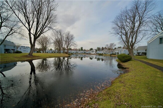 Photo - 15 Cinnamon Spring Unit 15