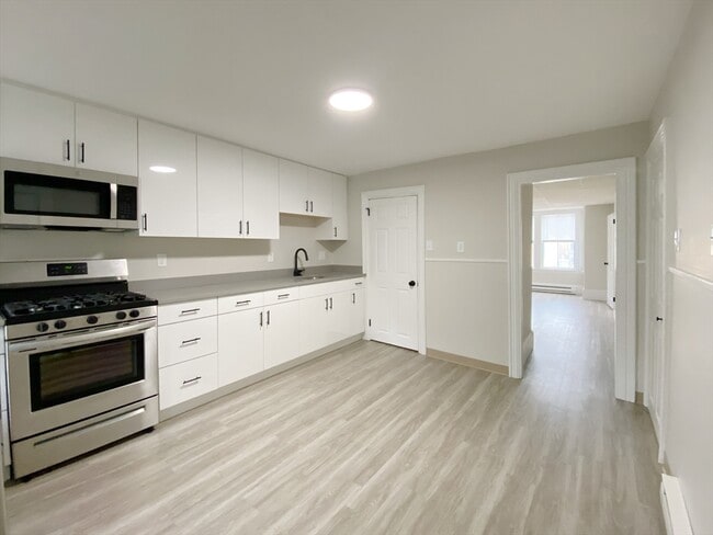 Photo - 124 Trenton St Apartment Unit 3