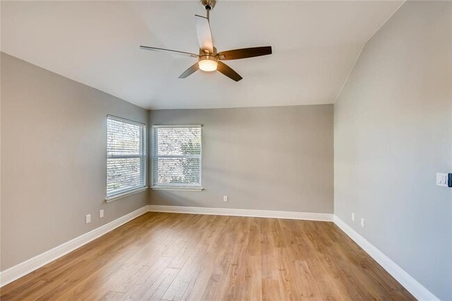 Photo - 6108 Skahan Ln