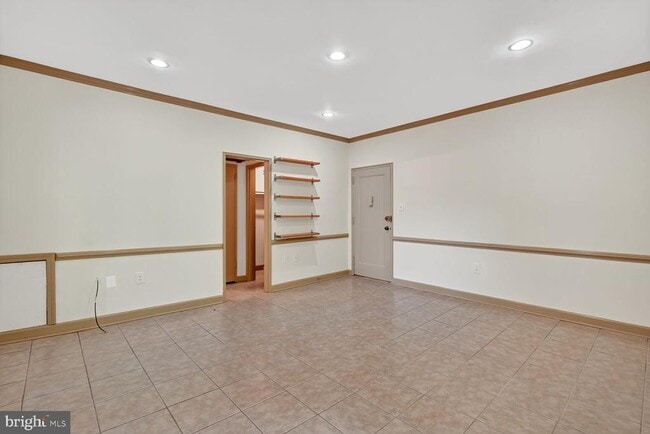 Photo - 4114 Davis Pl NW Unit 1