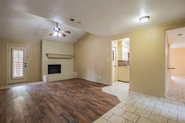 Photo - 805 N Fielder Rd