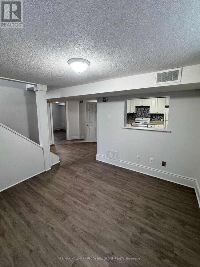 Photo - 124 Berczy St Unité Lower