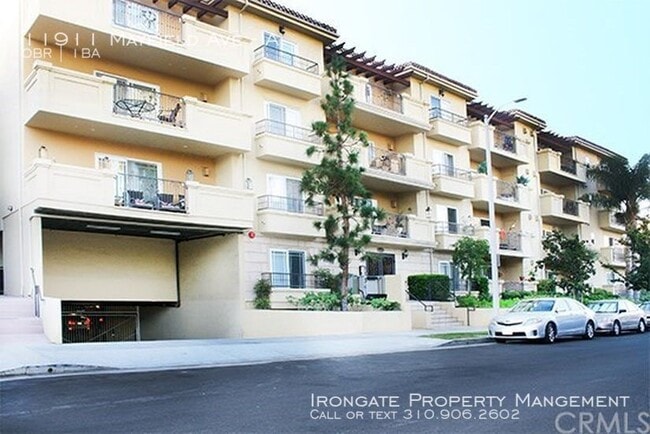 Photo - 11911 Mayfield Ave Unidad A Rental
