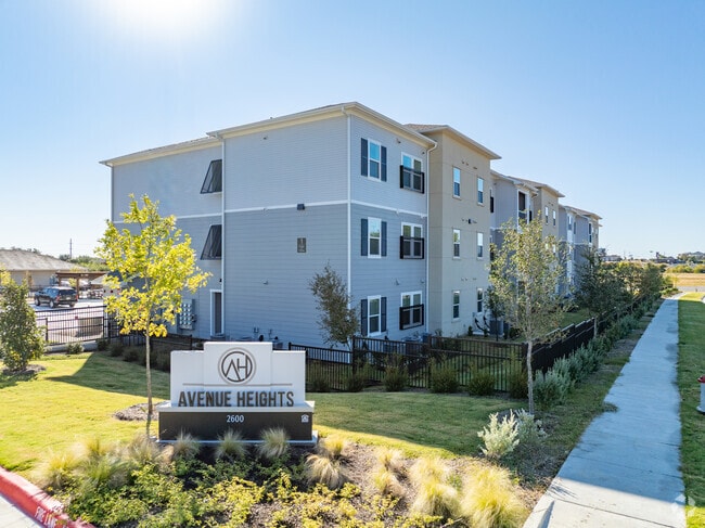 Entrance - Avenue Heights