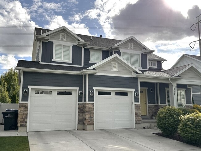 Photo - 835 N Plainsman Dr