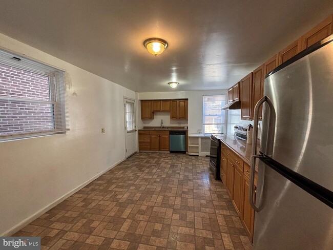 Photo - 2135 N Wanamaker St Townhome