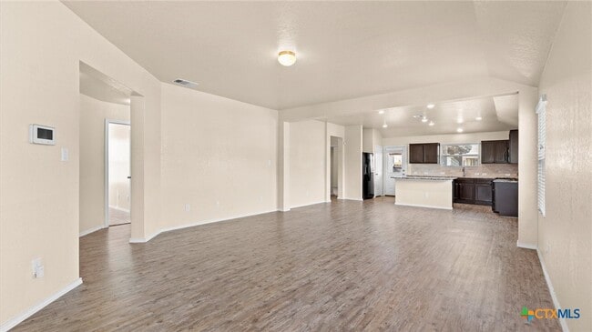 Photo - 5251 Honeyflower