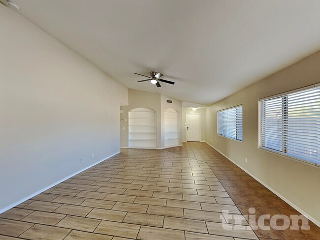 5206 W Pecan Rd