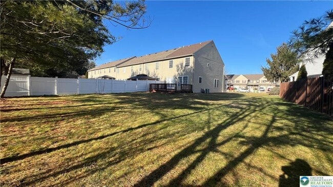 Photo - 1732 Pinewind Dr