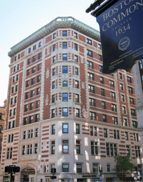 Building Photo - 69 Boylston St Unit 1 BED VERY CLEANNN Rental