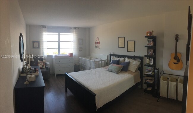 Building Photo - 1455 N Treasure Dr Unit 6L