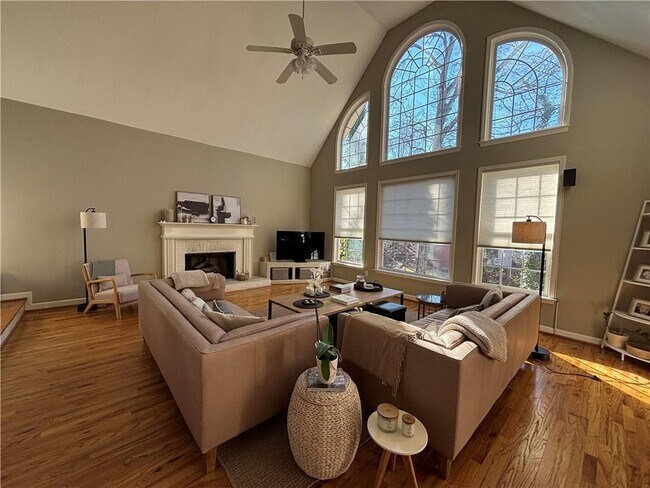 Photo - 1120 Landings Overlook