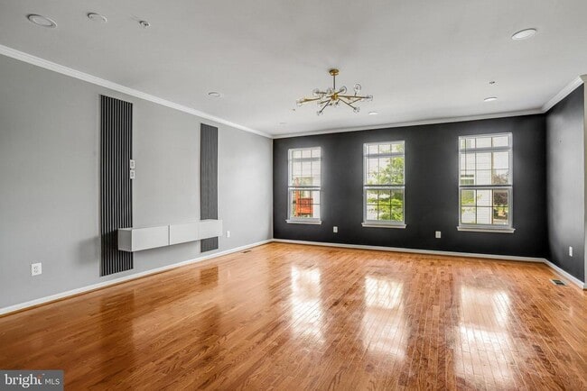 Building Photo - 23210 Roberts Tavern Dr Rental