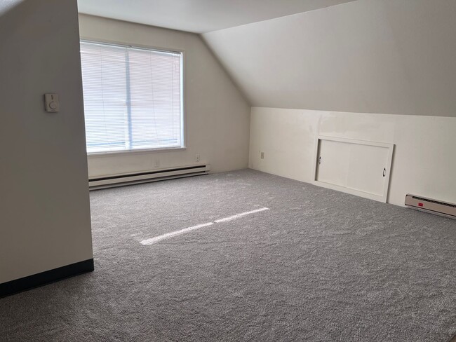 Photo - Charming Top-Floor Studio with Scenic Views at The Willows Unit 5