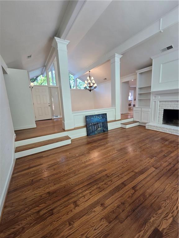 60 Fairway Ridge Dr