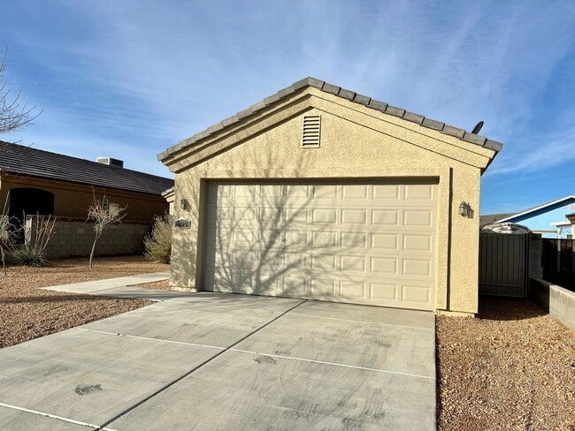 Photo - Beautiful 3 Bedroom Home in Central Kingman!