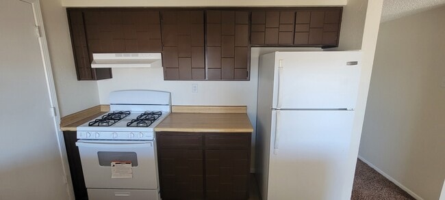 Photo - 5761 Longview Dr